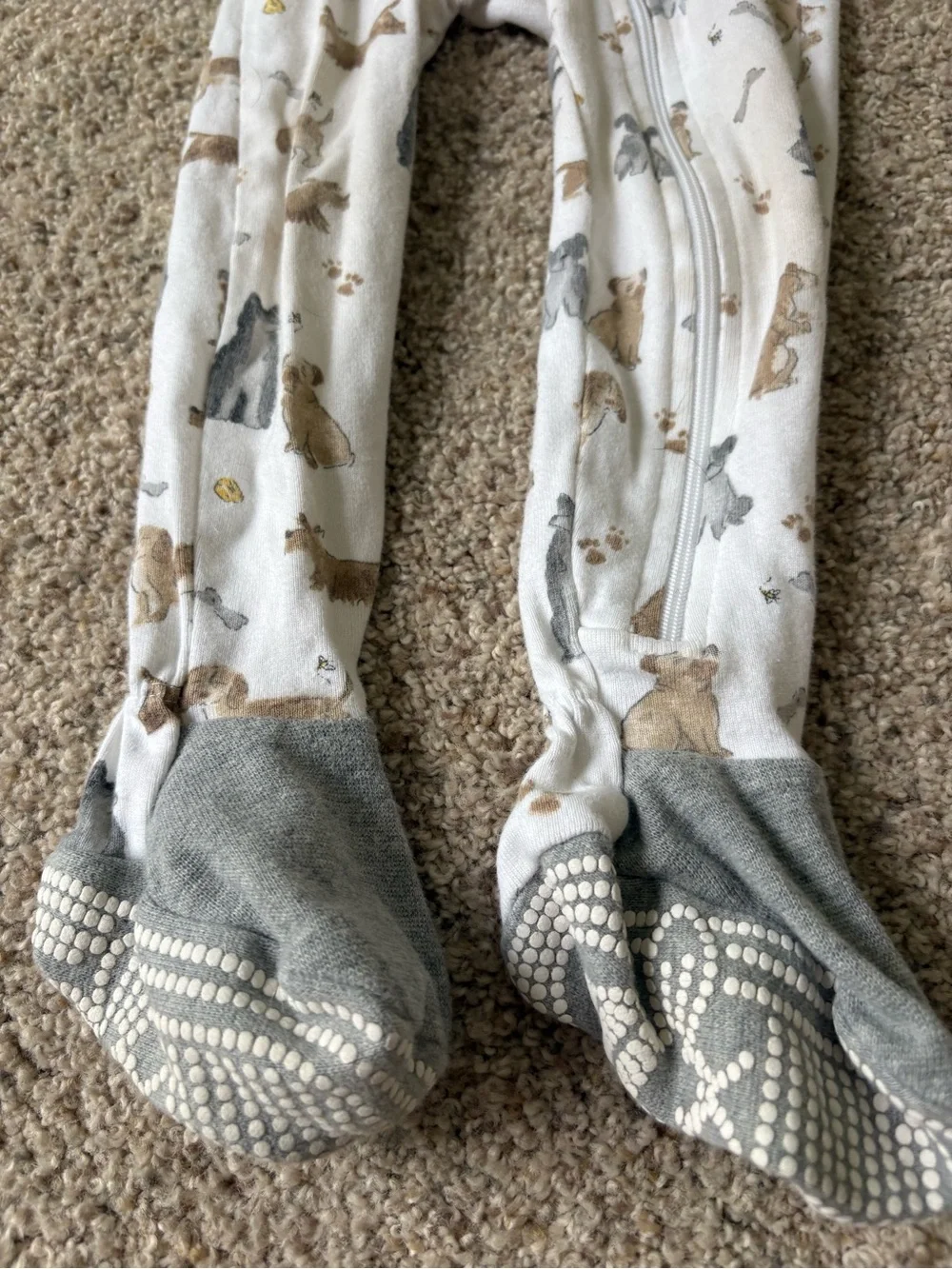 Burt’s Bees Baby Set Of 2 Footie Pajamas 18 Months Zipper Basketball Dogs